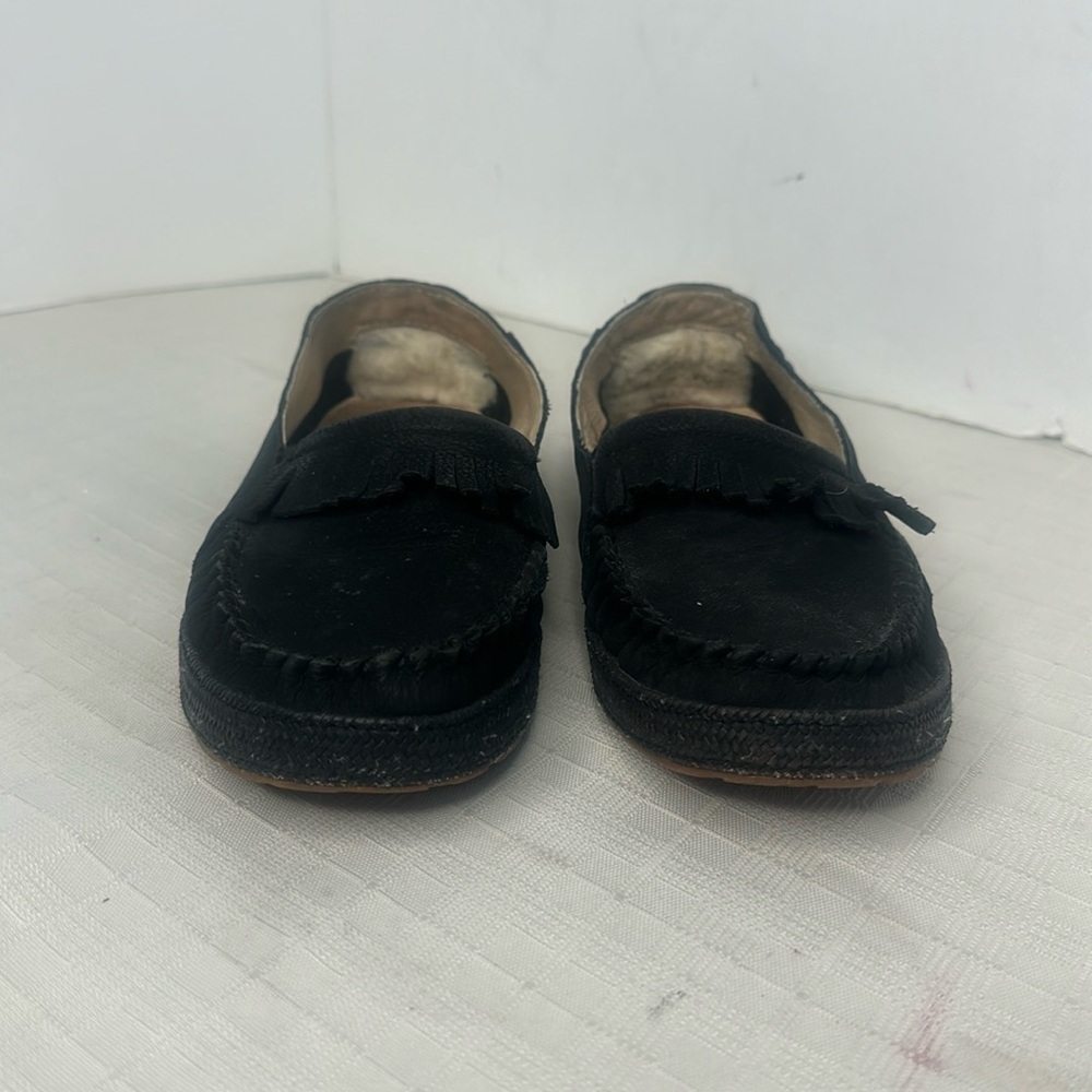 UGG Marrah Moccasin in black Size 6.5